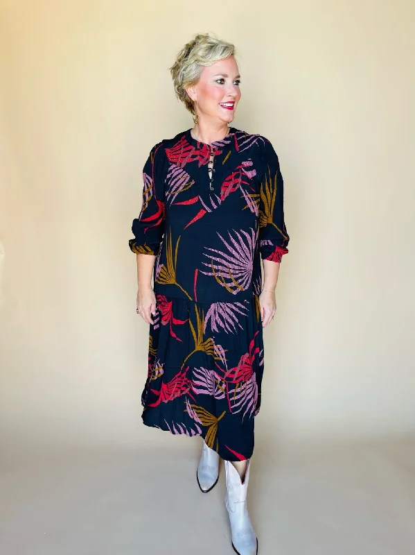 The Big Clearance Black Print Maxi Dress