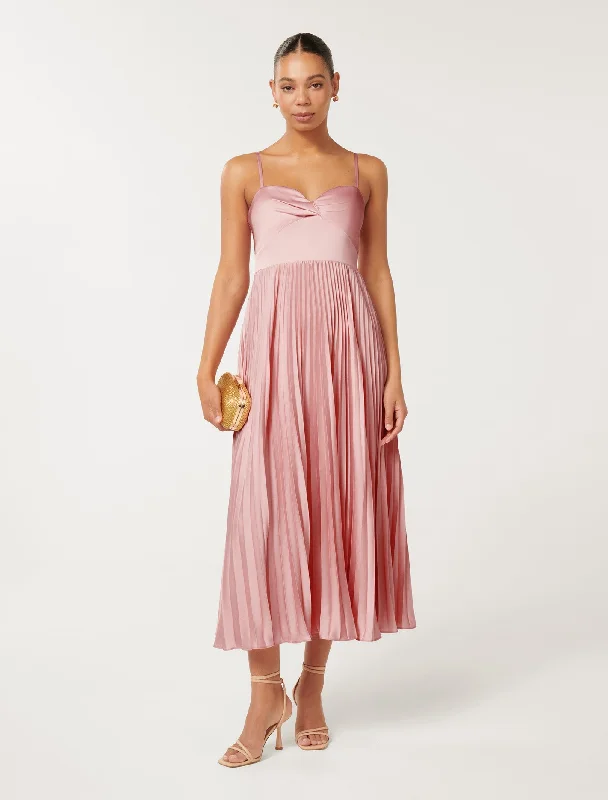 Weekend Hot Picks Chloe Pleated Midi Dress