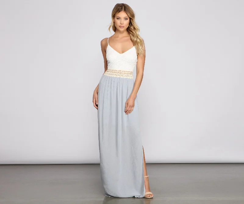 Effortlessly Stunning Crochet Charming Waist Maxi Dress