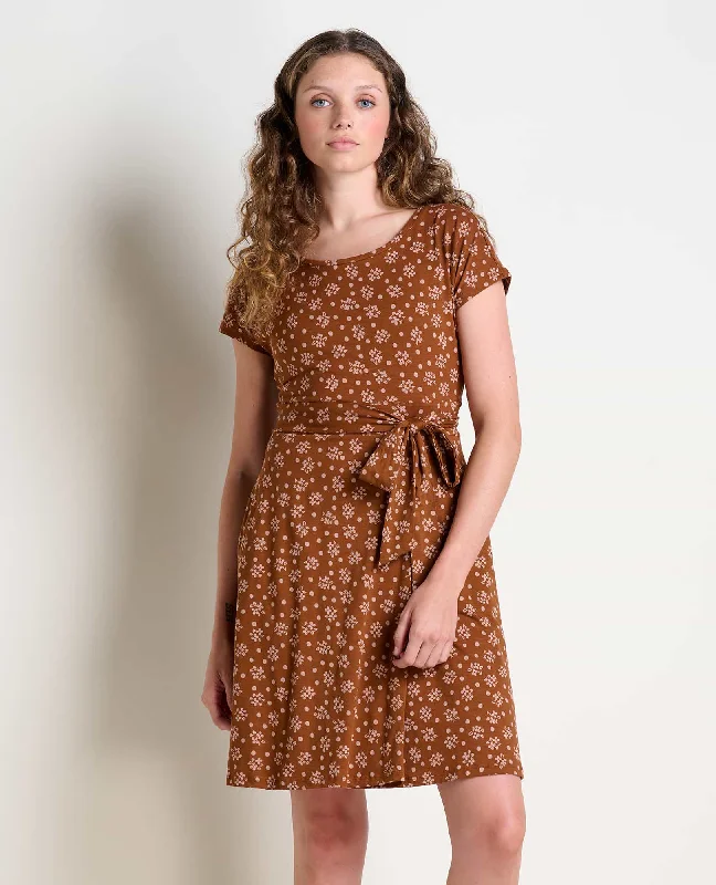 Weekend Price Drop Event Cue Wrap Short Sleeve Dress