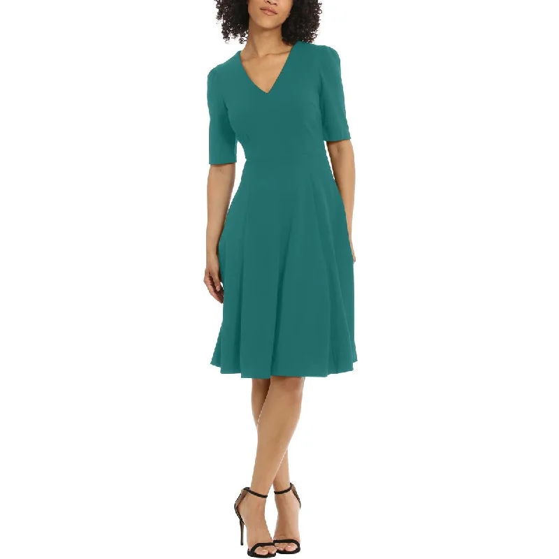Shop Now and Save Donna Morgan Womens Pocketed Midi Fit & Flare Dress
