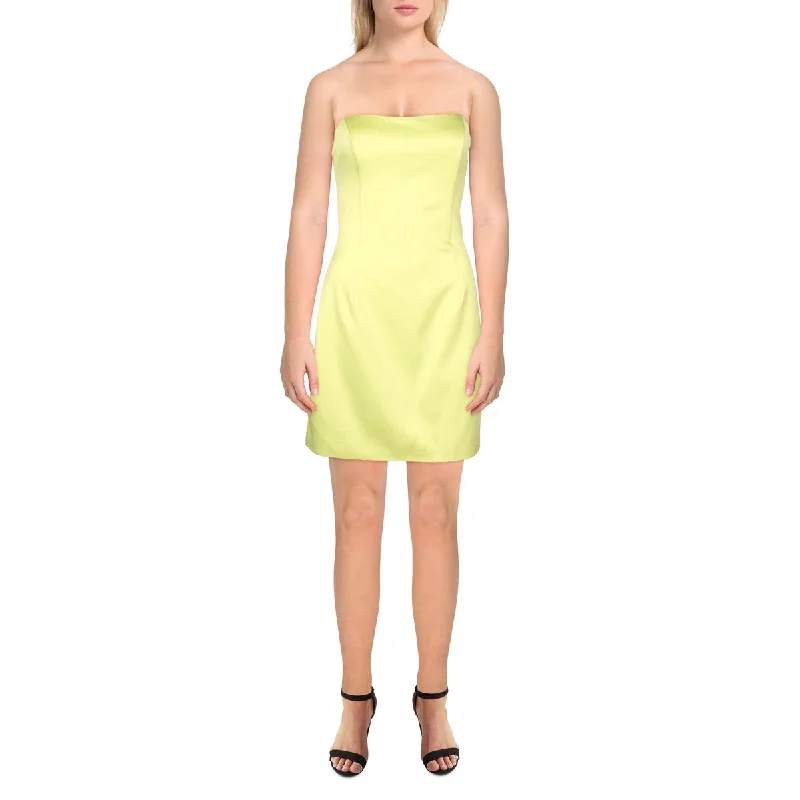 Weekend Closeout Deals Elliatt Womens Emani Satin Mini Cocktail And Party Dress