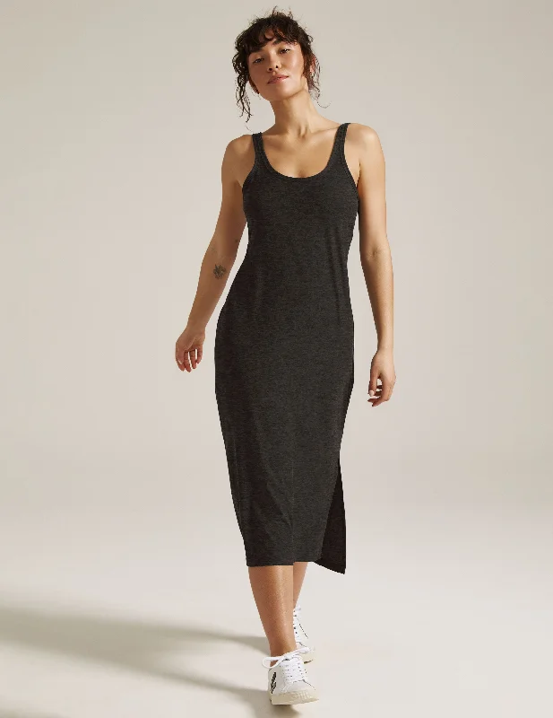 Weekend Savings Mania Featherweight Resort Dress