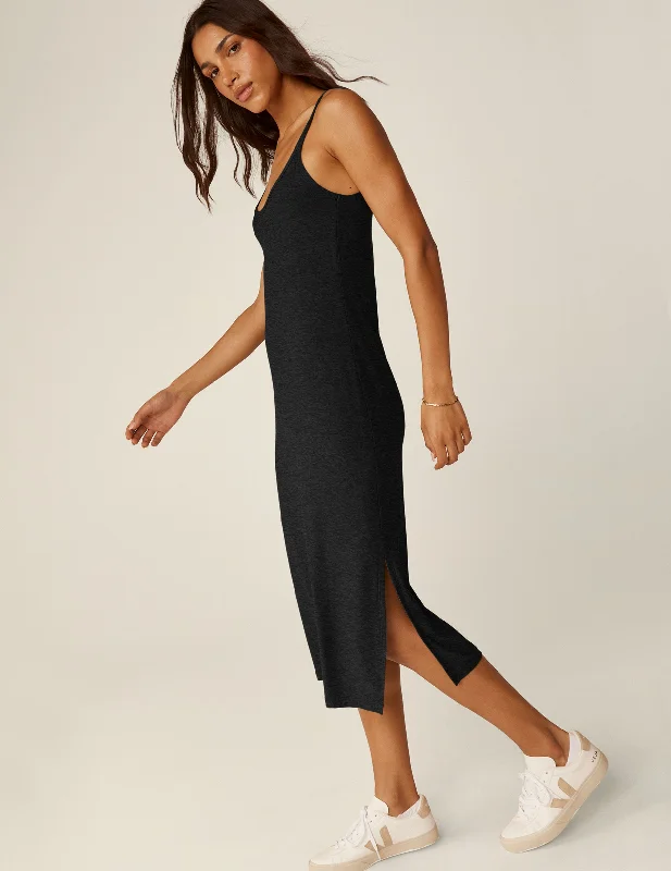 Weekend Limited-Time Offers Featherweight Simplicity Dress