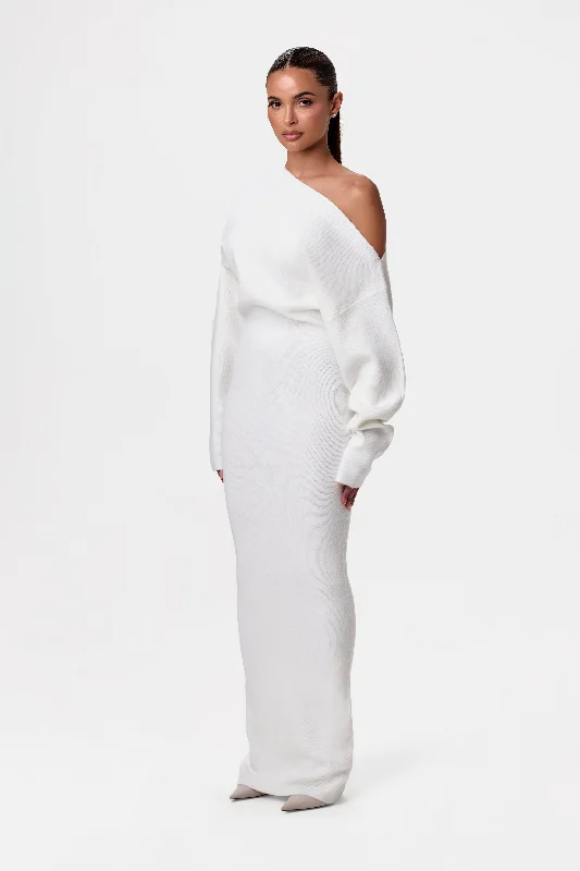 Weekend Best Deals Knit Off-Shoulder Sweater Maxi Dress