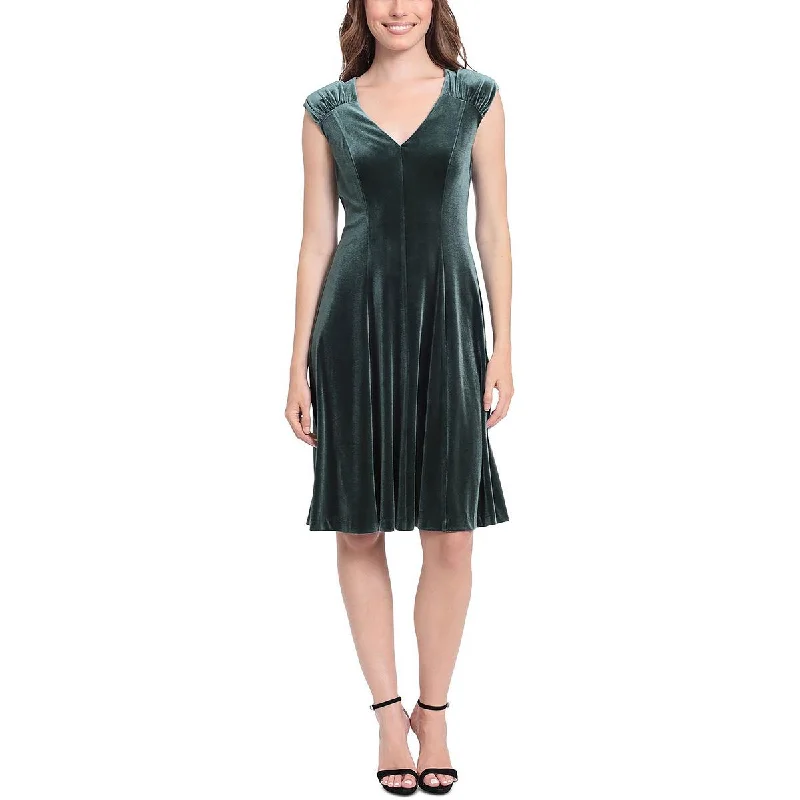 Weekend Clearance Event London Times Womens Petites Velvet Mini Cocktail and Party Dress Weekend Clearance Event London Times Womens Petites Velvet Mini Cocktail and Party Dress