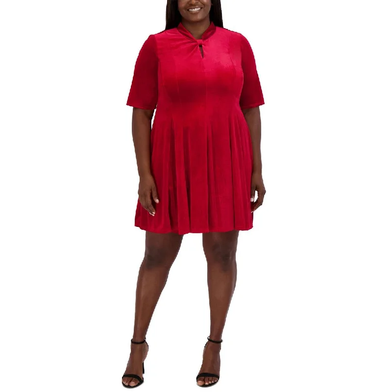 Flash Offer Signature By Robbie Bee Womens Plus Velvet Knee Fit & Flare Dress