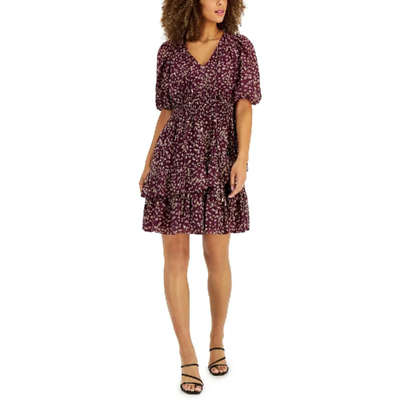 Weekend Savings Mania Taylor Womens Petites Ditsy-Print Smocked Fit & Flare Dress