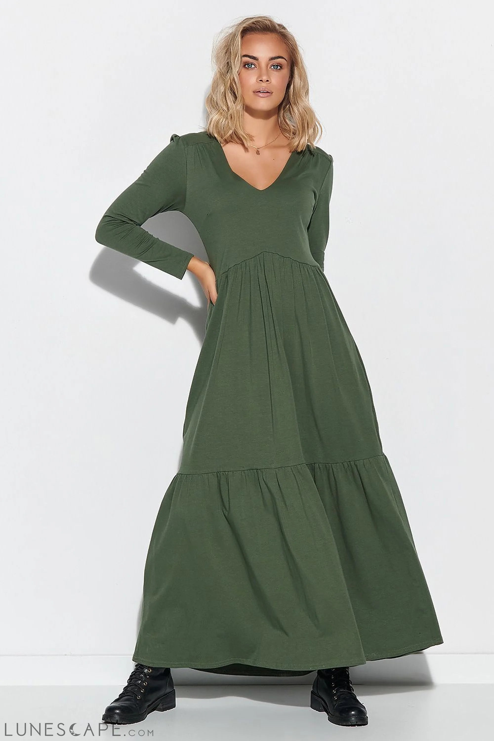 Weekend Shopping Extravaganza Long Sleeve Knit Tired V-Neck Maxi Dress
