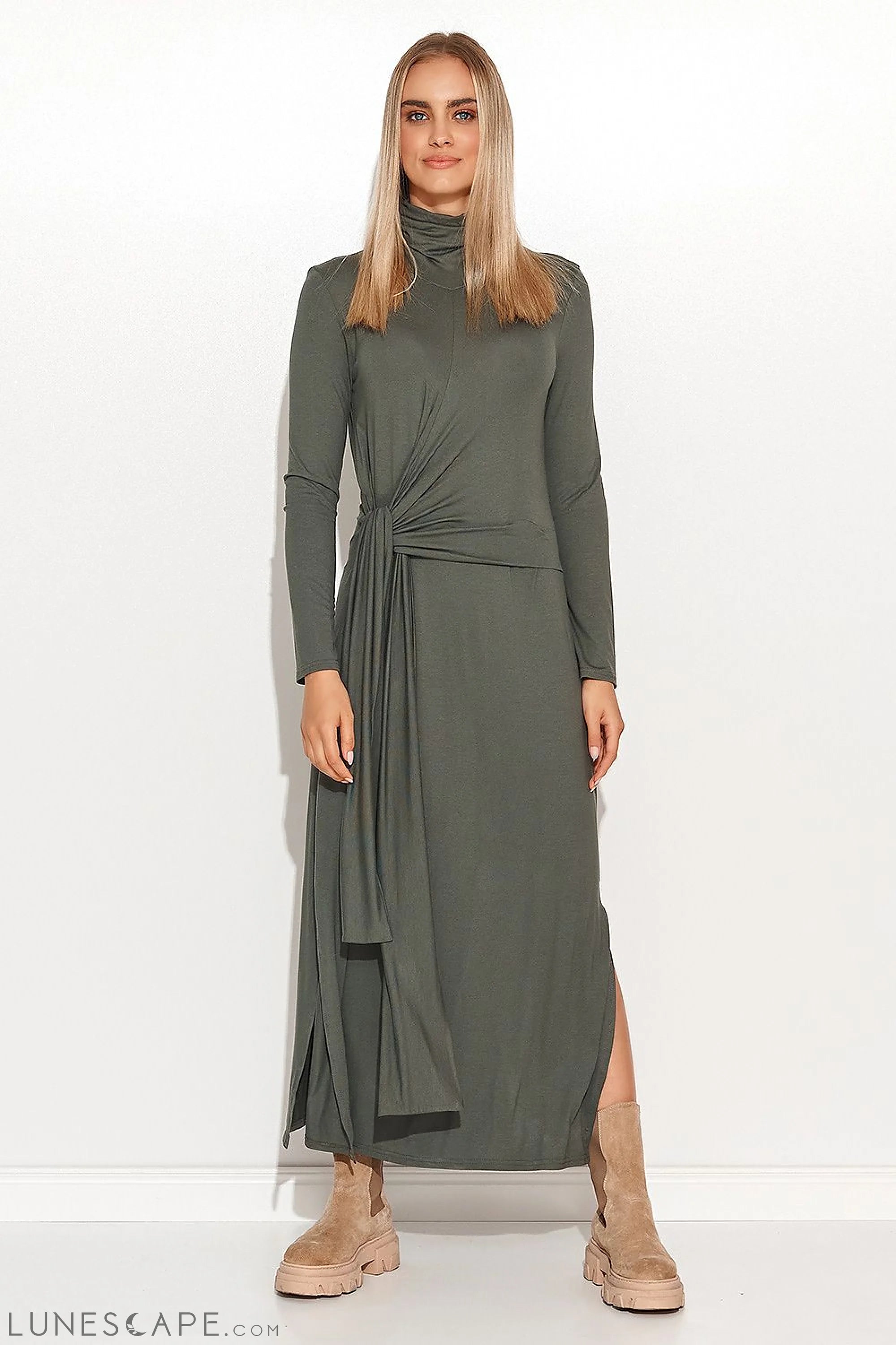 Hurry, Don’t Miss Out Long Sleeve Maxi Dress