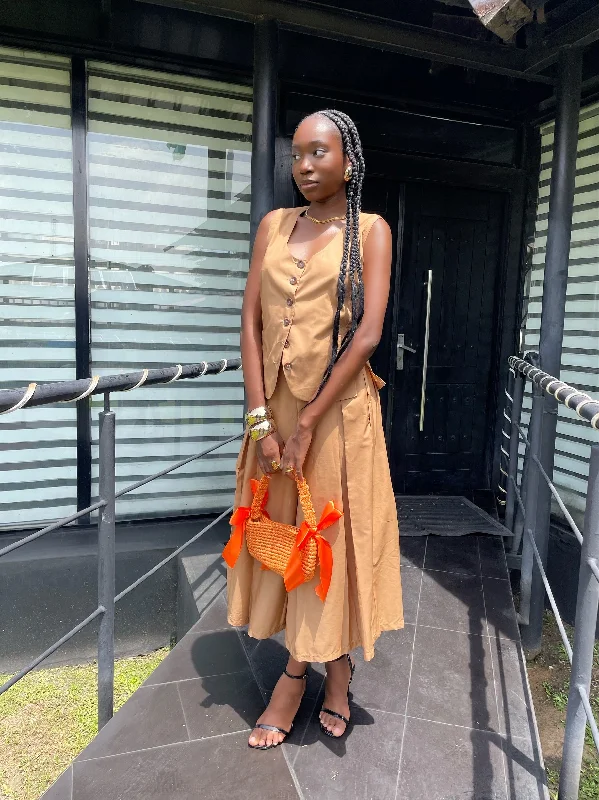 Offer of the Day Yeno Label Zoila 2-Piece Set with a vest top and midi length skirt Offer of the Day Yeno Label Zoila 2-Piece Set with a vest top and midi length skirt