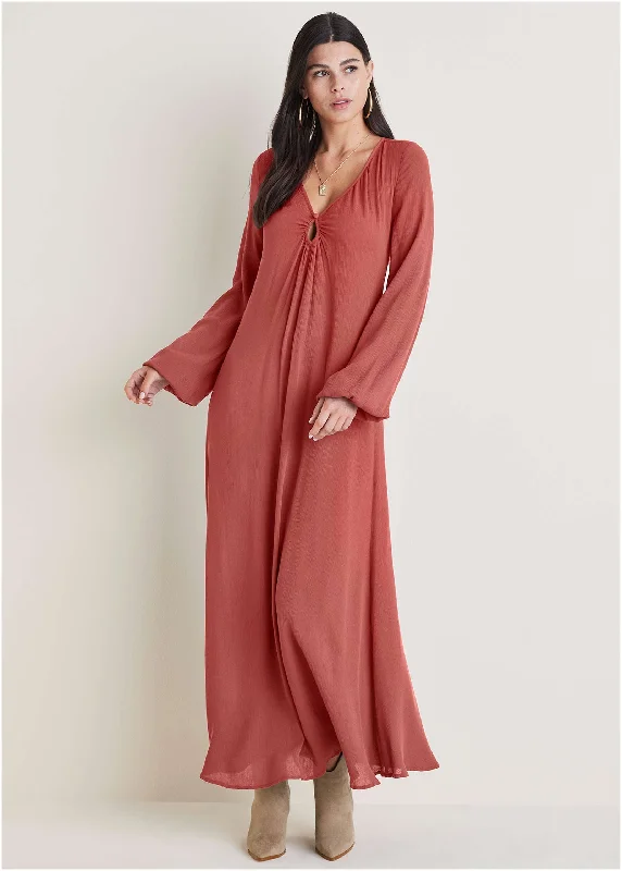 Weekend Exclusive Offers You’ll Love Keyhole Maxi Dress - Mineral Red