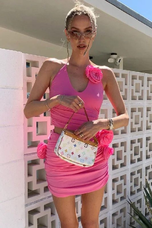 Weekend Mega Sale Event Bloom 3D Flower Halter Ruched Bodycon Cutout Party Mini Dress - Hot Pink Weekend Mega Sale Event Bloom 3D Flower Halter Ruched Bodycon Cutout Party Mini Dress - Hot Pink