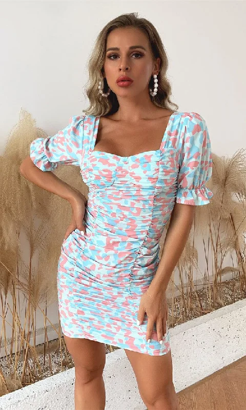 Pure Style Pink Blue Geometric Pattern Short Puff Sleeve Sweetheart Neck Ruched Casual Bodycon Mini Dress