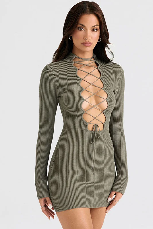 Weekend Hot Picks Sexy Mock Neck Lace Up Cutout Front Long Sleeve Bodycon Rib K it Sweater Mini Dress - Green Weekend Hot Picks Sexy Mock Neck Lace Up Cutout Front Long Sleeve Bodycon Rib K it Sweater Mini Dress - Green