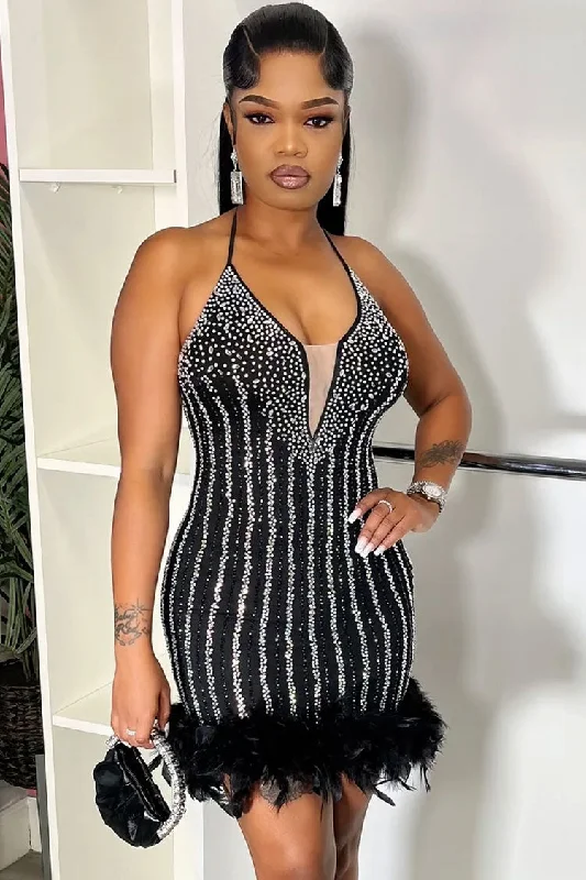Weekend Buy More Save More Sparkly Rhinestone Halter Neck Bodycon Feather Trim Party Mini Dress - Black Weekend Buy More Save More Sparkly Rhinestone Halter Neck Bodycon Feather Trim Party Mini Dress - Black