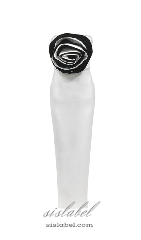 Weekend Buy One Get One ELLEN 3D FLOWER STRAPLESS BODYCON MAXI DRESS IN WHITE