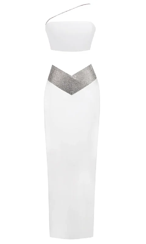 Exclusive Pricing Loving The Drama White Strapless Tube Top Rhinestone V Waist Maxi Bodycon Bandage Two Piece Maxi Dress Exclusive Pricing Loving The Drama White Strapless Tube Top Rhinestone V Waist Maxi Bodycon Bandage Two Piece Maxi Dress