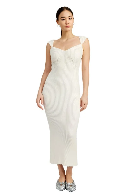 Don’t Miss These Deals SWEETHEART BODYCON DRESS WITH SLIT