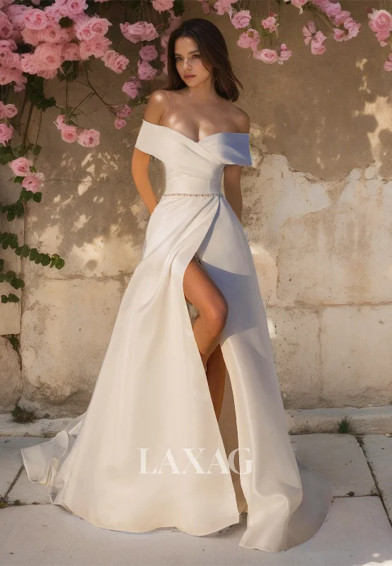 Bargain Alert Simple Tube Top Sleeveless Satin Bride Dress Pleated Beaded A-Line Wedding Dress with Train Bargain Alert Simple Tube Top Sleeveless Satin Bride Dress Pleated Beaded A-Line Wedding Dress with Train