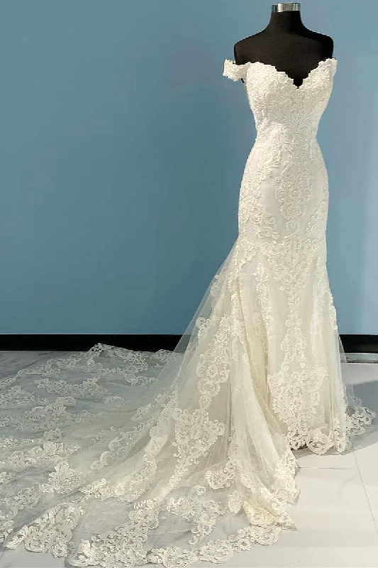 Weekend Top Offers Long White Lace Off-the-Shoulder Mermaid Wedding Dress