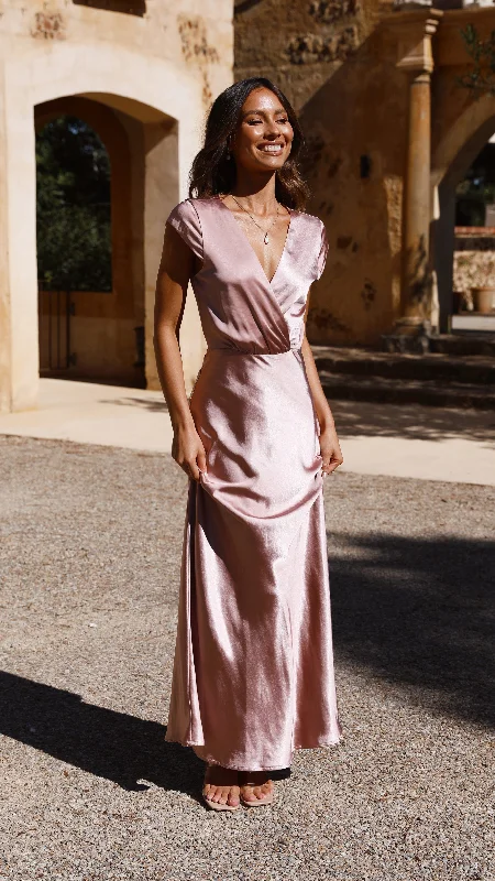 Bargain Alert Selma Maxi Dress - Dusty Pink