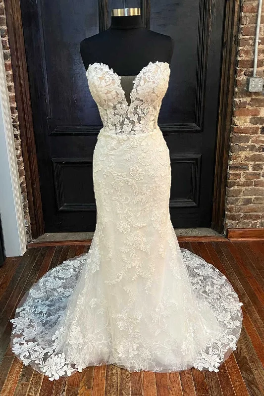 Weekend Offers You Can’t Miss White Appliques Strapless Mermaid Long Wedding Dress